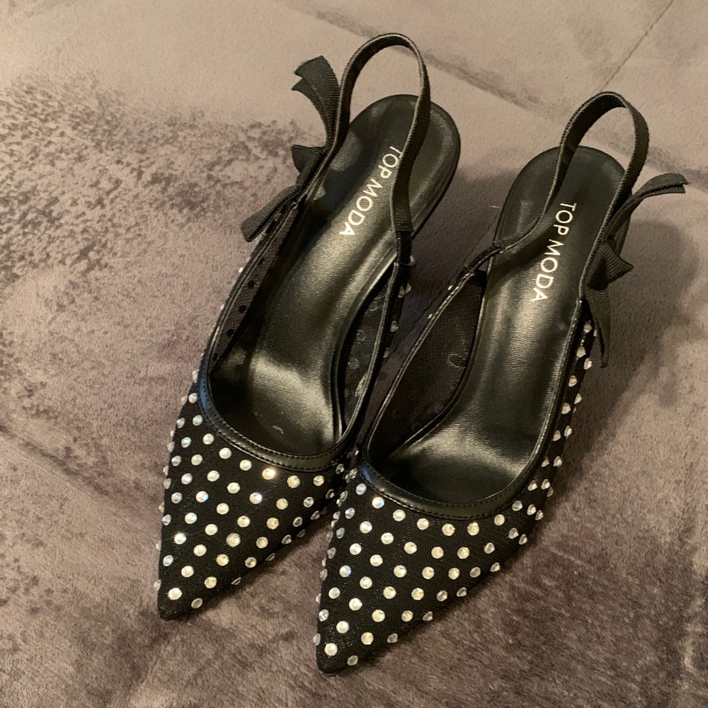 NWOT “TOP Moda” Black and White Polka Dot Heels